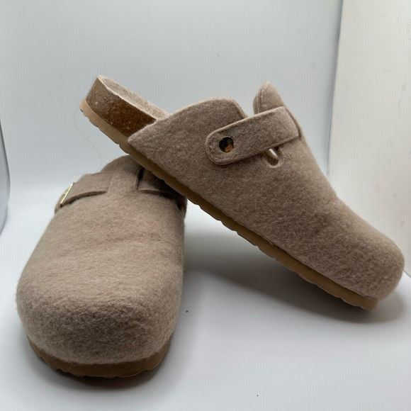 CUSHIONAIRE Womens Clog 10 SAND - Picture 6 of 7